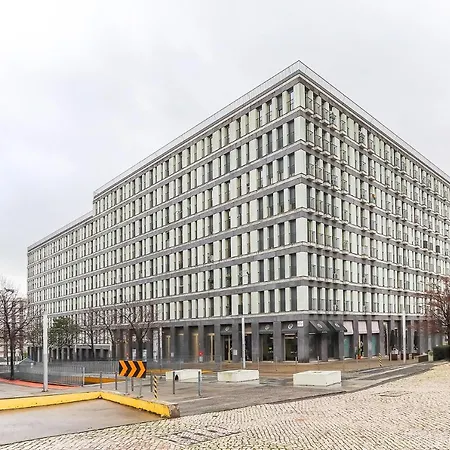 Portucale ! Charming Loft With Garage Apartamento Lisboa